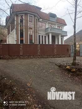 Коттедж 450м², 2-этажный, участок 10 сот.