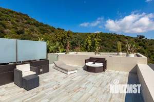 Коттедж 500м², 4-этажный, участок 20 сот.