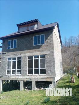 Дом 198м², 3-этажный, участок 8 сот.