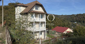 Дом 300м², 3-этажный, участок 10 сот.