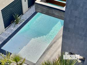 Коттедж 300м², 2-этажный, участок 6 сот.