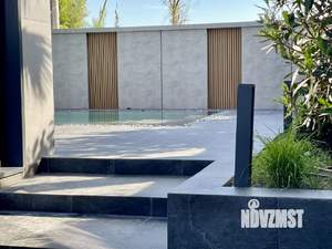 Коттедж 300м², 2-этажный, участок 6 сот.