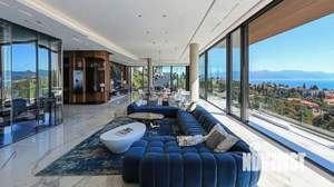 Коттедж 1000м², 2-этажный, участок 1 сот.