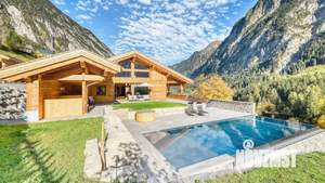 Дом 280м², 2-этажный, участок 18 сот.