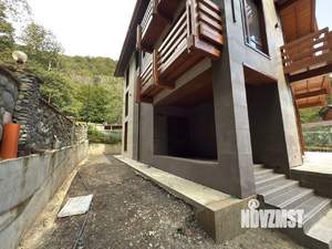 Дом 300м², 3-этажный, участок 6 сот.