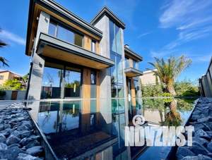 Дом 300м², 2-этажный, участок 6 сот.