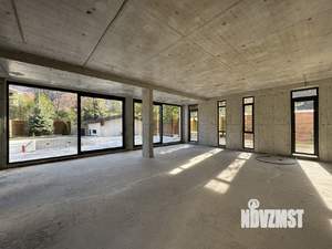 Дом 350м², 3-этажный, участок 10 сот.