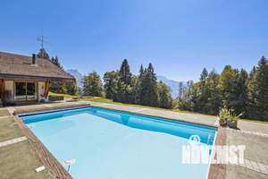 Дом 130м², 2-этажный, участок 5 сот.