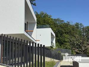 Дом 224м², 2-этажный, участок 4 сот.