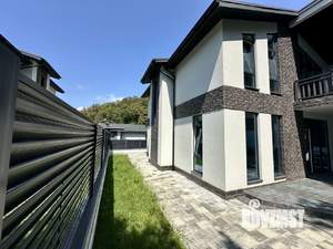 Дом 180м², 2-этажный, участок 4 сот.