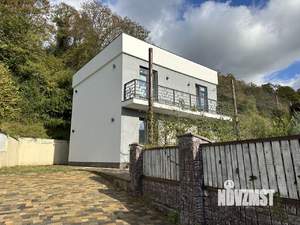 Дом 136м², 2-этажный, участок 6 сот.