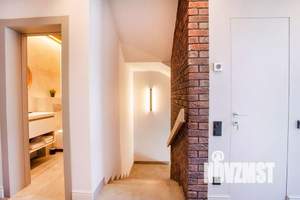 Коттедж 204м², 3-этажный, участок 4 сот.