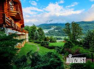 Дом 600м², 3-этажный, участок 12 сот.