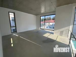 Дом 301м², 3-этажный, участок 12 сот.