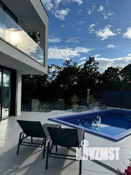 Дом 320м², 2-этажный, участок 12 сот.