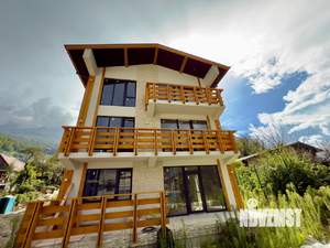 Дом 300м², 3-этажный, участок 5 сот.