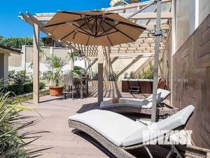 Дом 240м², 2-этажный, участок 8 сот.