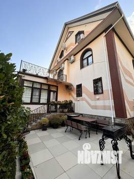 Дом 304м², 3-этажный, участок 8 сот.