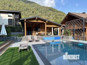 Дом 458м², 3-этажный, участок 8 сот.