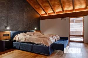 Дом 400м², 2-этажный, участок 15 сот.