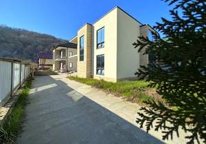 Дом 190м², 2-этажный, участок 5 сот.