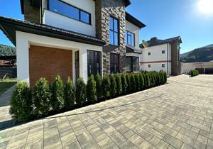 Дом 240м², 2-этажный, участок 5 сот.