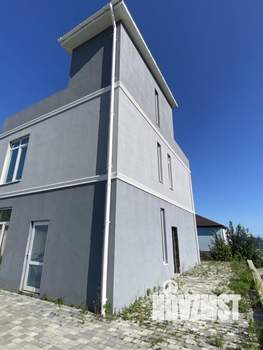 Дом 199м², 2-этажный, участок 4 сот.