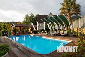 Коттедж 208м², 2-этажный, участок 10 сот.