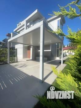 Дом 300м², 3-этажный, участок 6 сот.