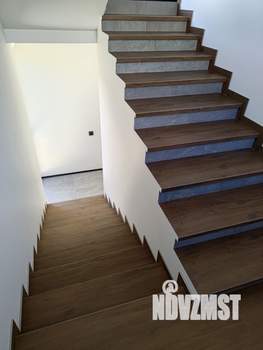 Дом 261м², 3-этажный, участок 3 сот.