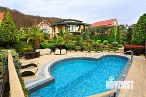 Дом 515м², 3-этажный, участок 30 сот.