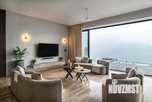 Дом 257м², 2-этажный, участок 8 сот.