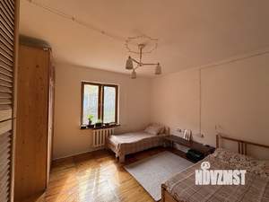 Дом 259м², 3-этажный, участок 7 сот.