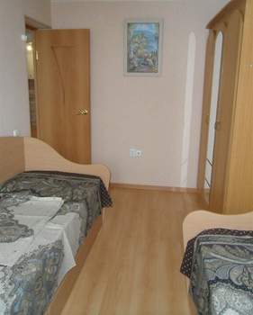 Дом 175м², 3-этажный, участок 557 сот.