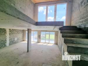 Дом 280м², 3-этажный, участок 6 сот.