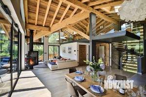 Дом 330м², 3-этажный, участок 13 сот.