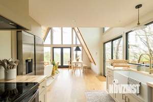 Дом 65м², 2-этажный, участок 3 сот.