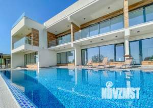 Таунхаус 145м², 2-этажный, участок 1 сот.