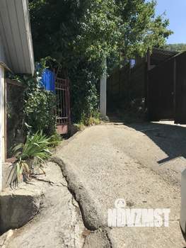 Дом 60м², 2-этажный, участок 6 сот.