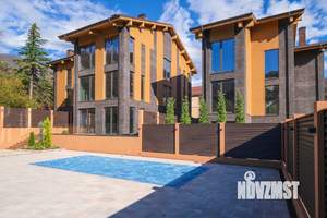 Дом 300м², 3-этажный, участок 6 сот.