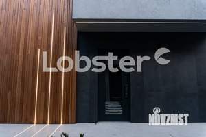 Коттедж 300м², 2-этажный, участок 5 сот.