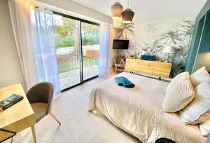 Дом 250м², 2-этажный, участок 8 сот.