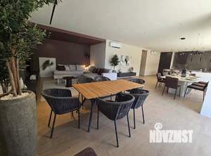 Дом 189м², 2-этажный, участок 8 сот.