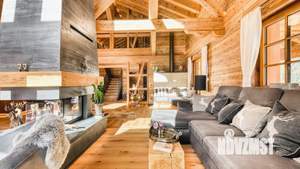 Дом 280м², 2-этажный, участок 18 сот.