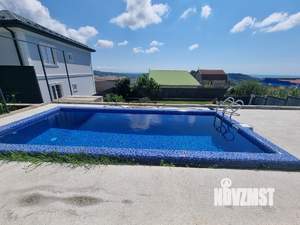 Дом 280м², 3-этажный, участок 6 сот.