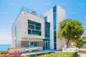 Дом 650м², 2-этажный, участок 10 сот.