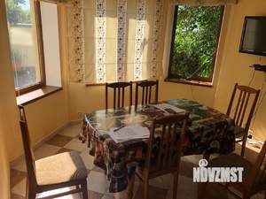 Дом 200м², 3-этажный, участок 5 сот.