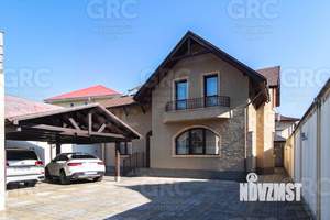 Дом 220м², 2-этажный, участок 6 сот.