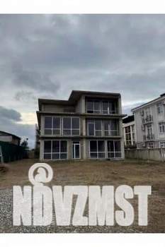 Дом 497м², 3-этажный, участок 9 сот.