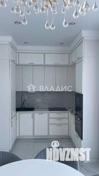 Дом 175м², 3-этажный, участок 3 сот.